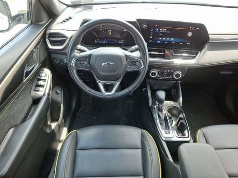 Used 2024 Chevrolet TrailBlazer ACTIV w/ Convenience Package AWD/4WD image 11
