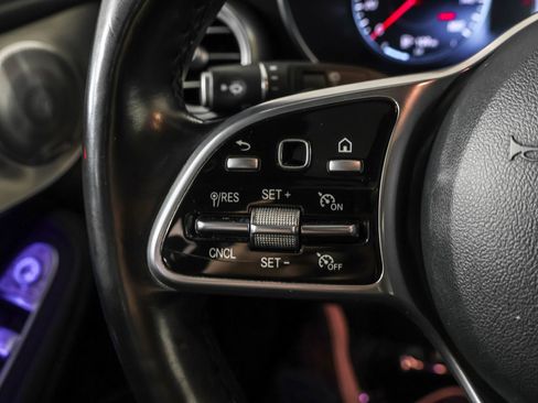 Used 2020 Mercedes-Benz GLC 300 4MATIC image 26