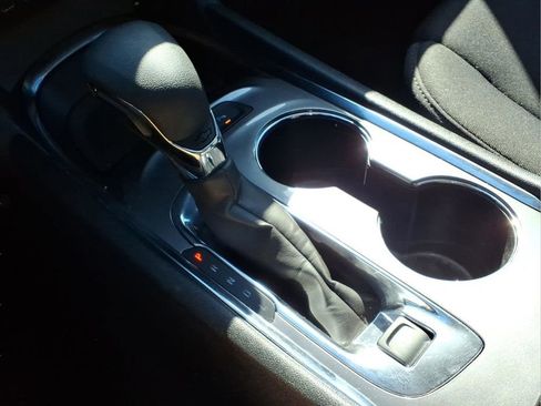 Used 2024 Chevrolet Malibu LT image 10