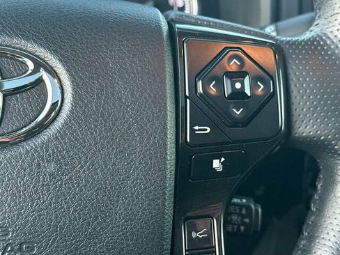 Used 2023 Toyota 4Runner TRD Off-Road Premium image 31