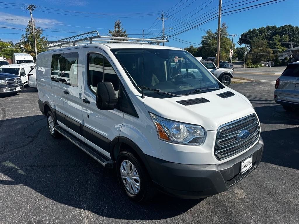 Used 2017 Ford Transit 250 130 Low Roof w/ Exterior Upgrade Package RWD image 6