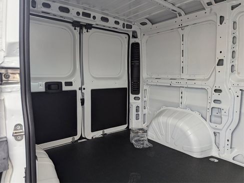 New 2025 RAM ProMaster 1500 w/ Convenience Group image 8