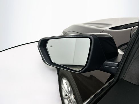 Used 2020 Chevrolet Equinox LT image 16