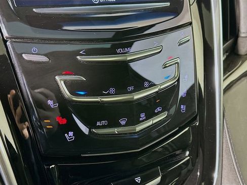 Used 2019 Cadillac Escalade ESV Platinum image 16
