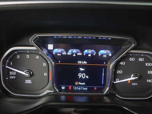 Used 2021 GMC Yukon Denali w/ Denali Premium Package image 16