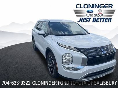 Used 2024 Mitsubishi Outlander SE Black Edition