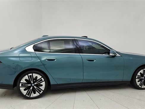 Used 2026 BMW 540i xDrive 540i xDrive image 6