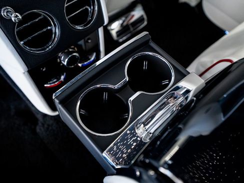 Used 2021 Rolls-Royce Cullinan Black Badge image 70