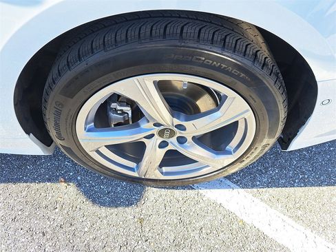 Certified 2025 Audi A6 3.0T Premium w/ Convenience Plus Package image 30