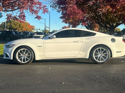 Certified 2017 Ford Mustang GT image 5