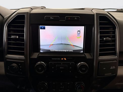 Used 2020 Ford F150 XLT w/ Equipment Group 302A Luxury AWD/4WD image 16