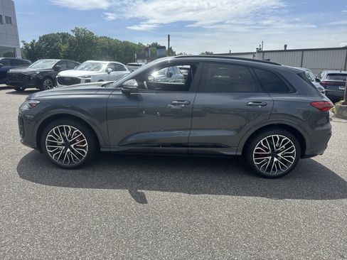 New 2026 Audi SQ5 Premium Plus AWD/4WD image 3