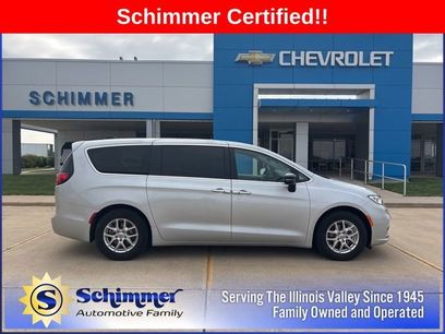 Used 2024 Chrysler Pacifica Touring-L
