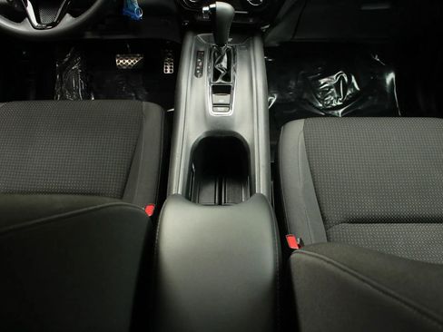 Used 2019 Honda HR-V Sport image 25