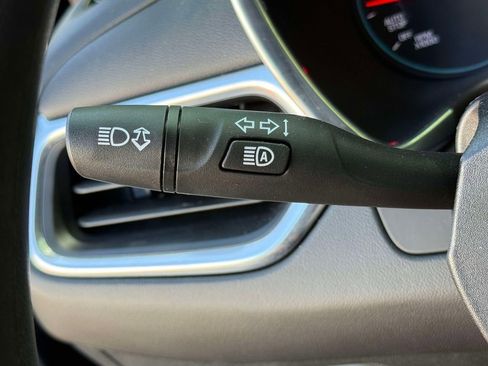 Used 2020 Chevrolet Equinox LT FWD image 28