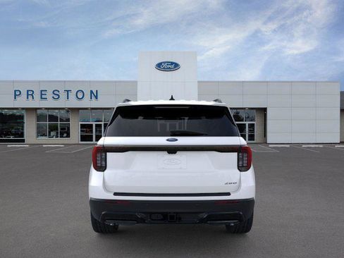 New 2026 Ford Explorer ST-Line w/ ST-Line Street Pack image 5