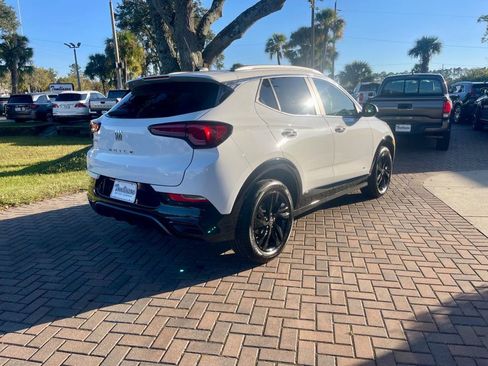 Used 2025 Buick Encore GX Sport Touring image 6