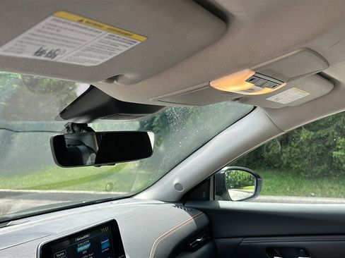 Certified 2022 Nissan Sentra SR w/ Electronics Package FWD image 23