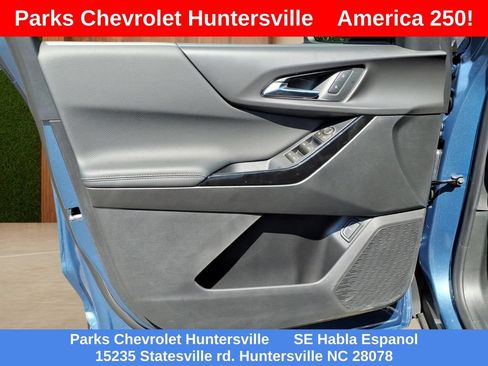 New 2026 Chevrolet Equinox LT w/ Convenience Package II FWD image 19