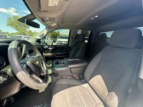 Used 2020 Chevrolet Silverado 1500 LT w/ Trailering Package AWD/4WD image 13