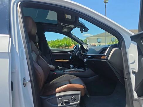 Used 2019 Audi Q5 2.0T Premium Plus w/ Premium Plus Package AWD/4WD image 51