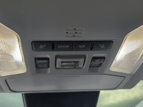 Used 2025 Toyota RAV4 XLE w/ Convenience Package FWD image 17