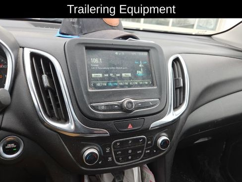 Used 2018 Chevrolet Equinox LT image 11