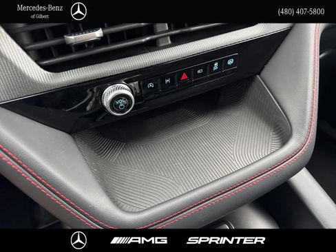 Used 2025 Ford Explorer ST-Line RWD image 27
