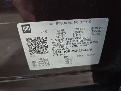 Used 2023 Chevrolet Traverse LT w/ LPO, Floor Liner Package FWD image 37