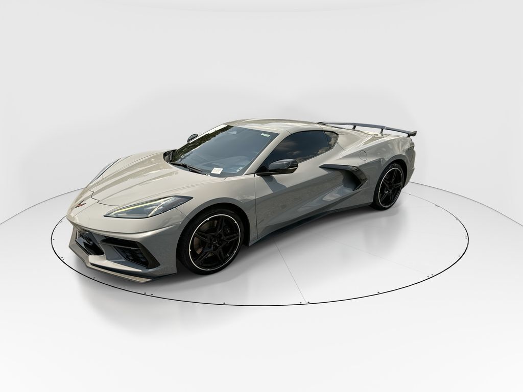 Used 2025 Chevrolet Corvette Stingray Preferred Cpe w/ Z51 Performance Package RWD image 4