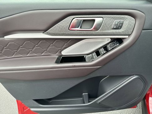 New 2025 Ford Explorer Platinum w/ LUX Leather Package image 22