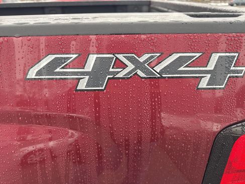 Used 2015 Chevrolet Silverado 1500 LT w/ Rally 2 Edition image 24