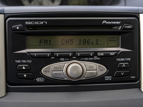 Used 2006 Scion xA image 28