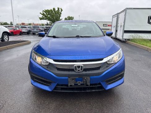 Used 2017 Honda Civic EX image 2