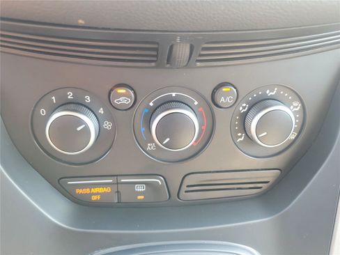 Used 2016 Ford Escape SE FWD image 29