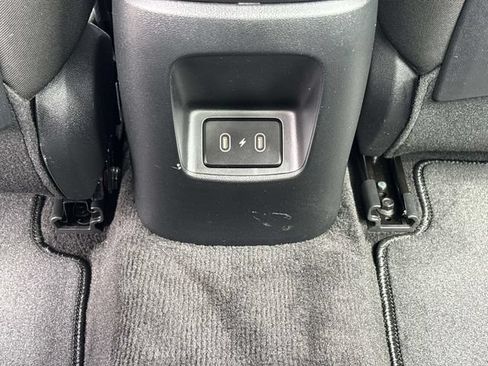 Certified 2025 Hyundai Elantra Sport FWD image 11