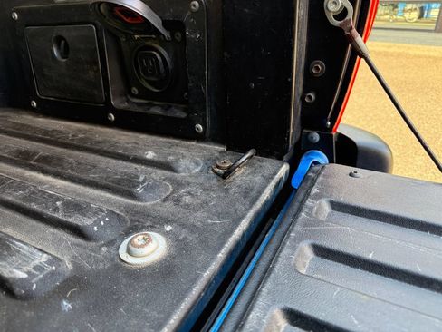 Used 2008 Toyota Tacoma X-Runner RWD image 7