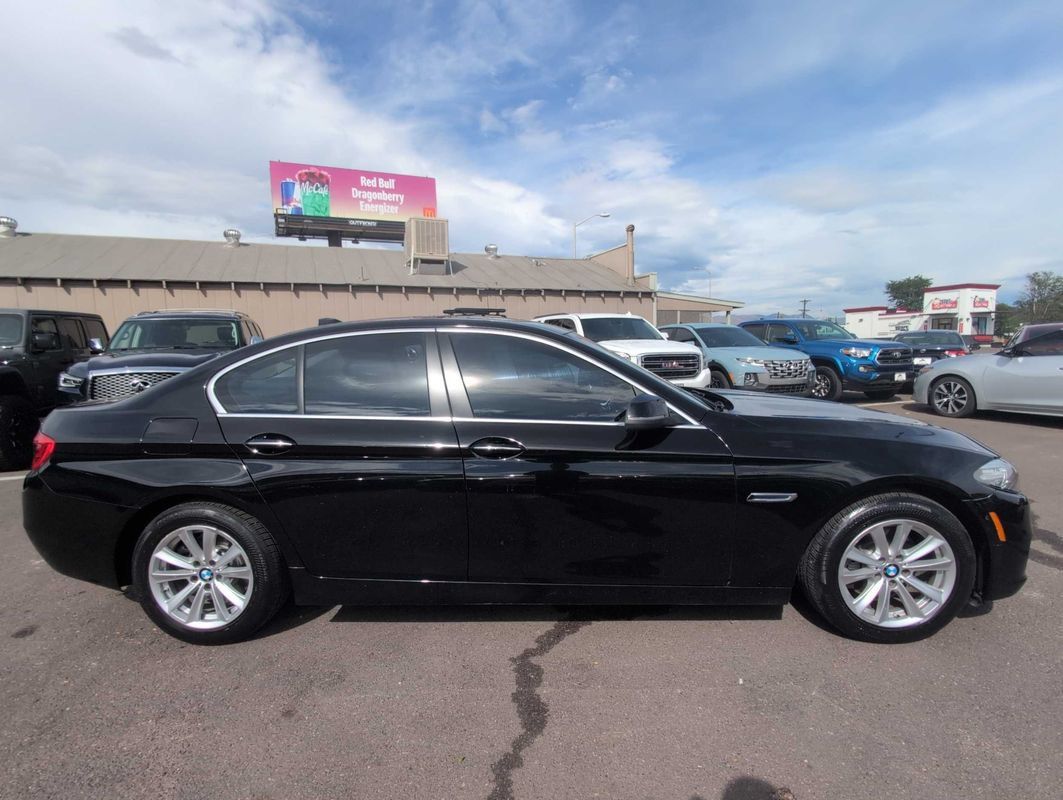 Used 2014 BMW 528i xDrive Sedan AWD/4WD image 8