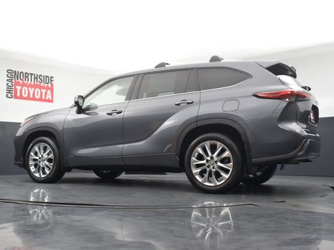 Used 2023 Toyota Highlander Limited AWD/4WD image 34