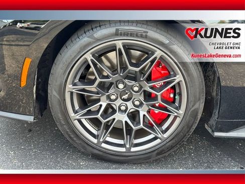 Used 2024 Ford Mustang GT Premium w/ GT Performance Package RWD image 13