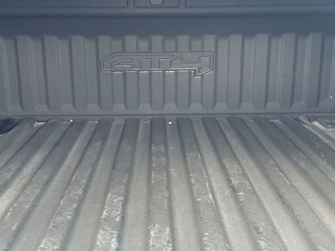 Used 2024 GMC Sierra 1500 AT4 w/ Technology Package image 11