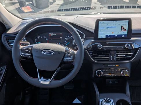 Used 2022 Ford Escape SEL w/ SEL Stealth AWD Package image 20