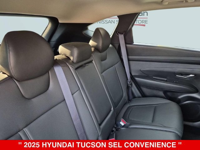 Used 2025 Hyundai Tucson SEL AWD/4WD image 35