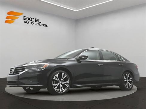 Used 2020 Volkswagen Passat 2.0T SEL image 32