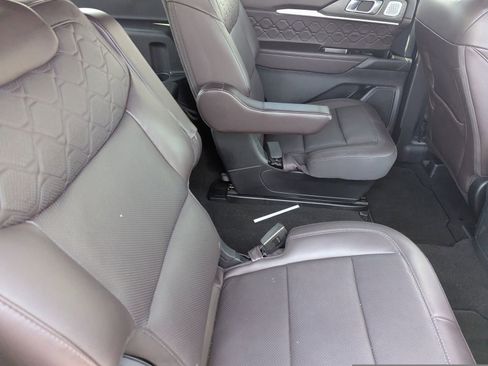 Used 2025 Ford Explorer Platinum w/ LUX Leather Package image 14