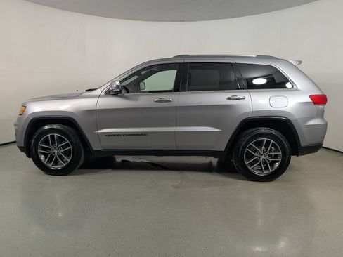 Used 2018 Jeep Grand Cherokee Limited w/ Trailer Tow Group IV RWD image 4