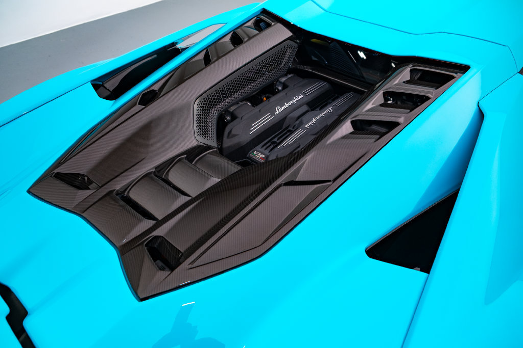 Used 2024 Lamborghini Revuelto AWD/4WD image 26