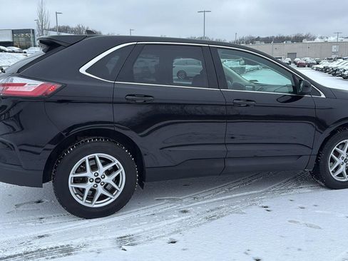Used 2023 Ford Edge SEL image 5