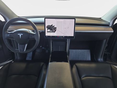 Used 2021 Tesla Model Y Long Range AWD/4WD image 10