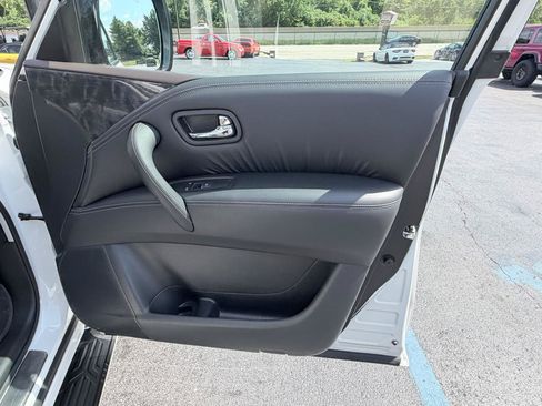 Used 2022 Nissan Armada Platinum w/ Captain's Chairs Package AWD/4WD image 45